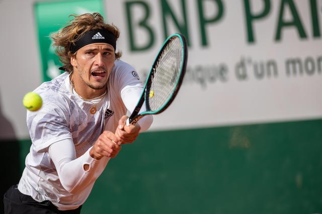 美国队通过 美国队通过