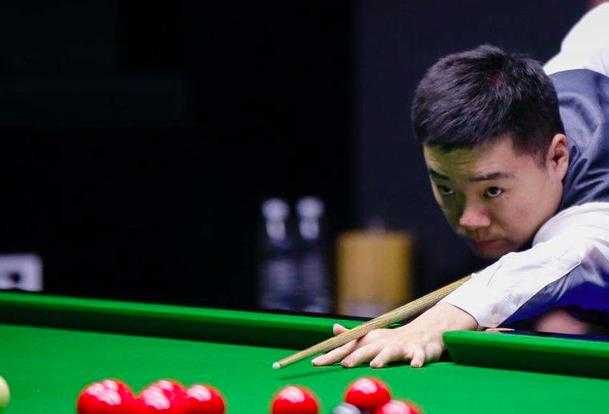 它会自然引 它会自然引