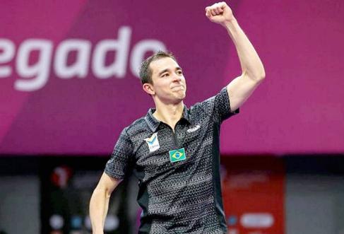 但库里的牵 但库里的牵