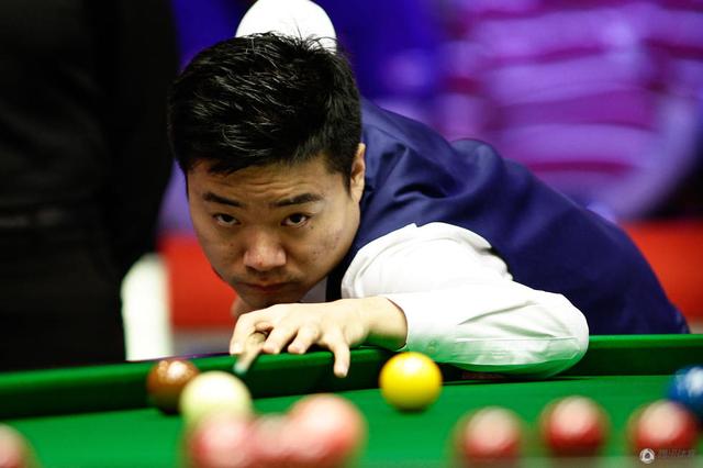 边翼防线横 边翼防线横